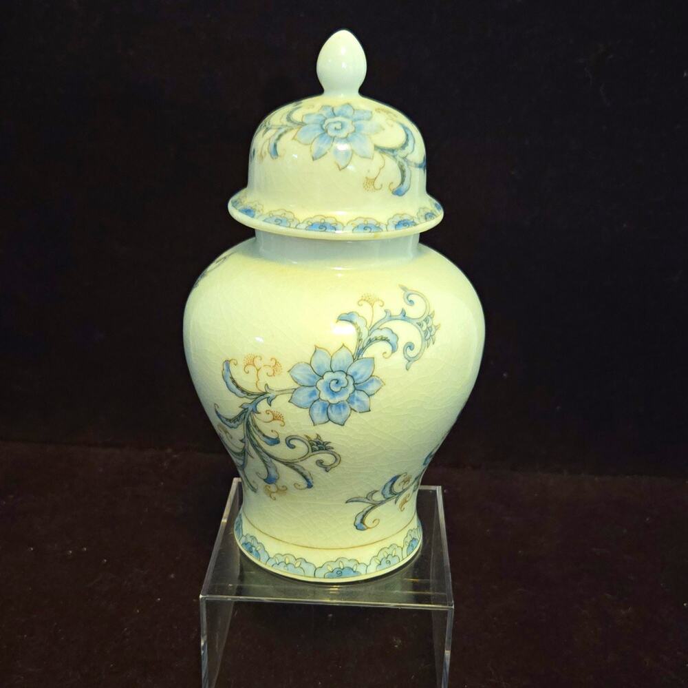 Vintage Andrea by Sadek Blue Floral Ginger Jar Cream Crackle Glaze Japan 6"